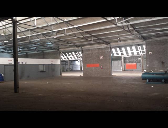 2,776M² FACTORY TO LET IN BRACKENFELL CENTRAL